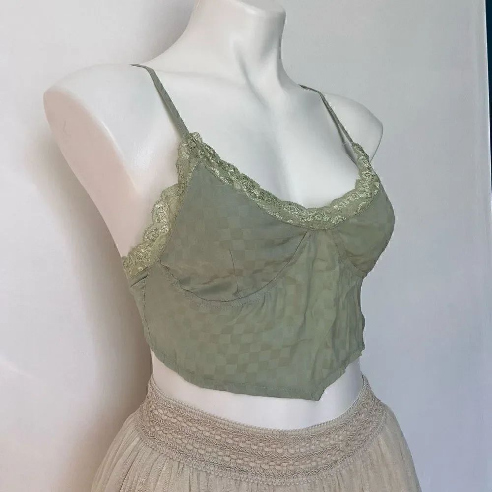 Kendall & Kylie Checker Bra Crop Top Lace up back - Picture 3 of 7